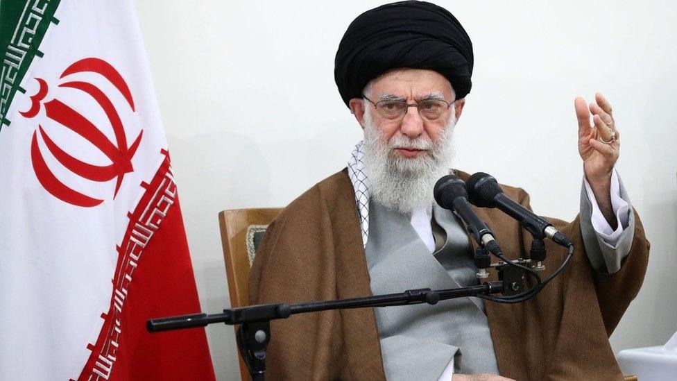 ايران ۽ پاڪستان کي گڏجي اسرائيلي حڪومت کي غزا ۾ ڏوهن کان روڪڻ گهرجي:آيت الله خامنه اِي